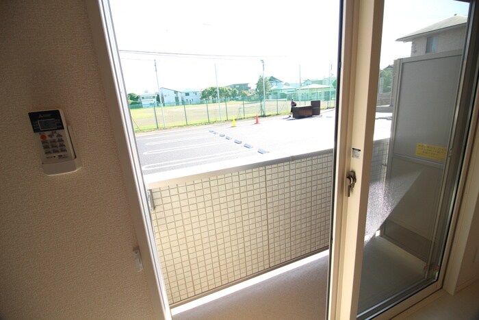 物件内観写真15　(室内からの展望)