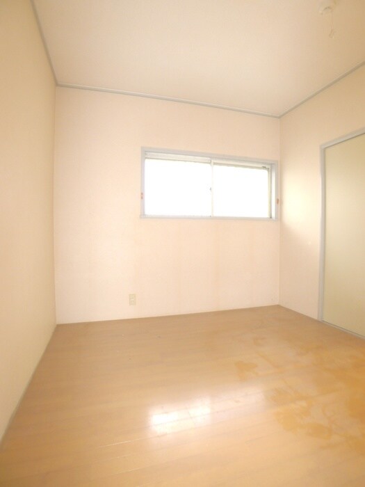 物件内観写真6　(居室)