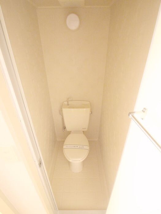 物件内観写真11　(トイレ)