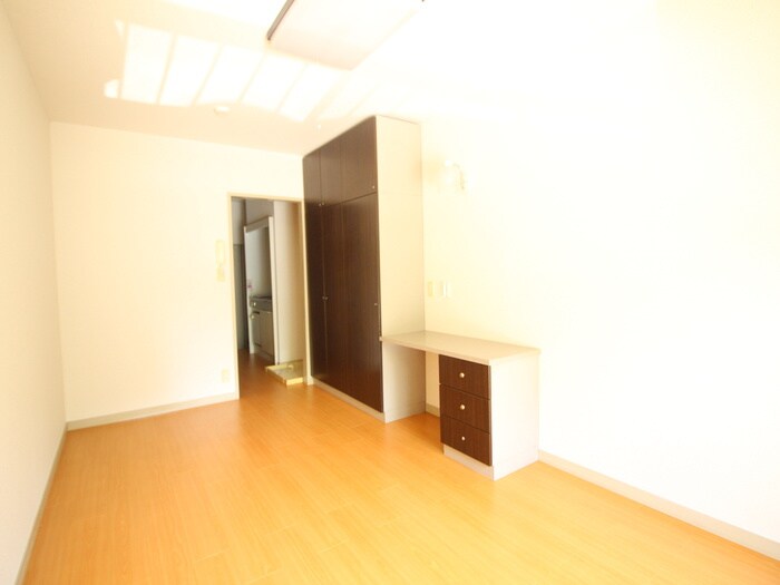 物件内観写真15　(居室)