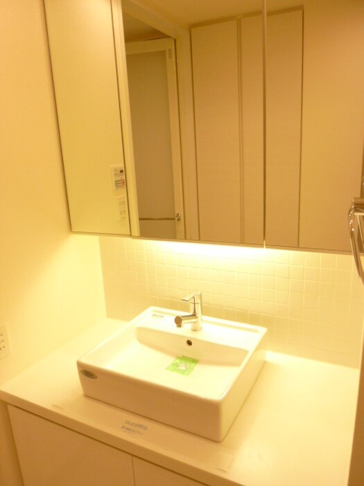 物件内観写真12　(洗面)