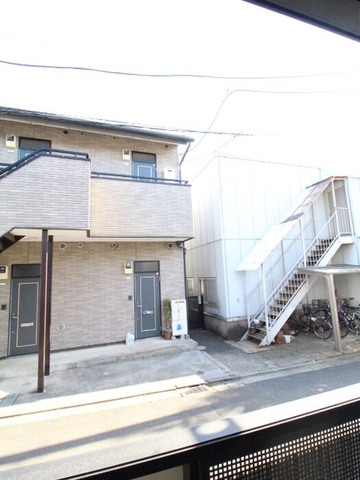 物件内観写真13　(室内からの展望)