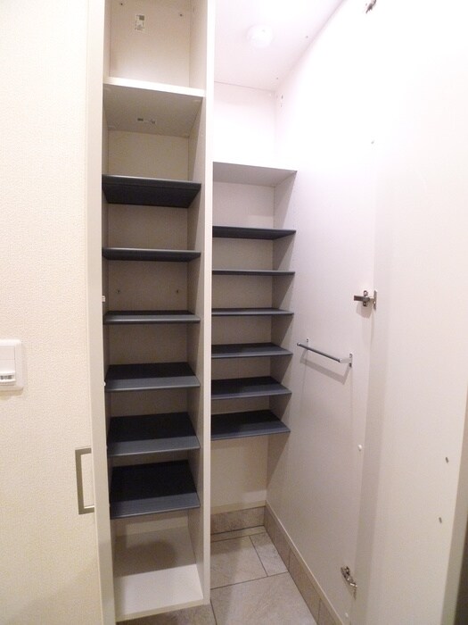 物件内観写真17　(靴箱)