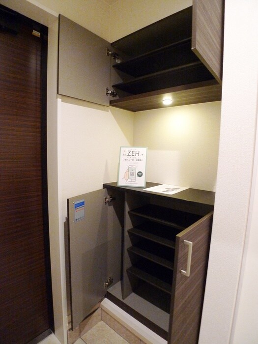 物件内観写真17　(靴箱)