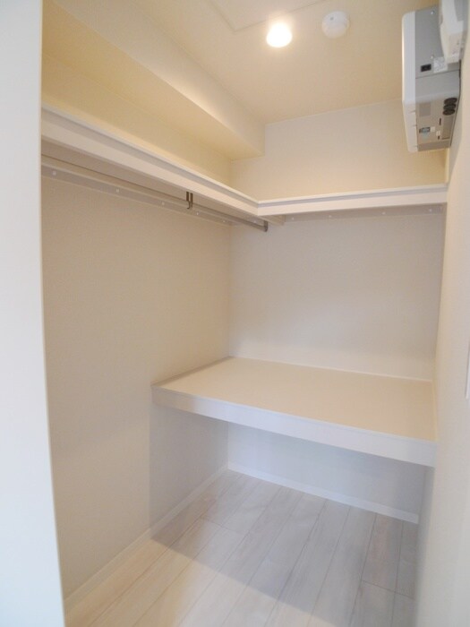 物件内観写真20　(収納)