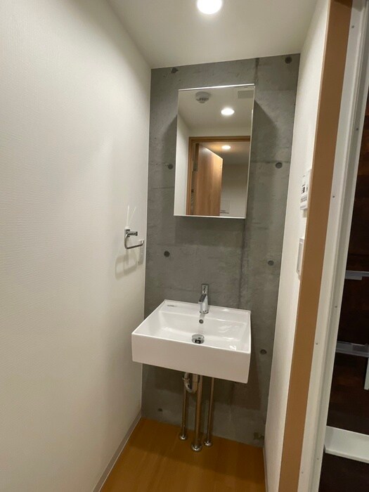 物件内観写真13　(洗面)