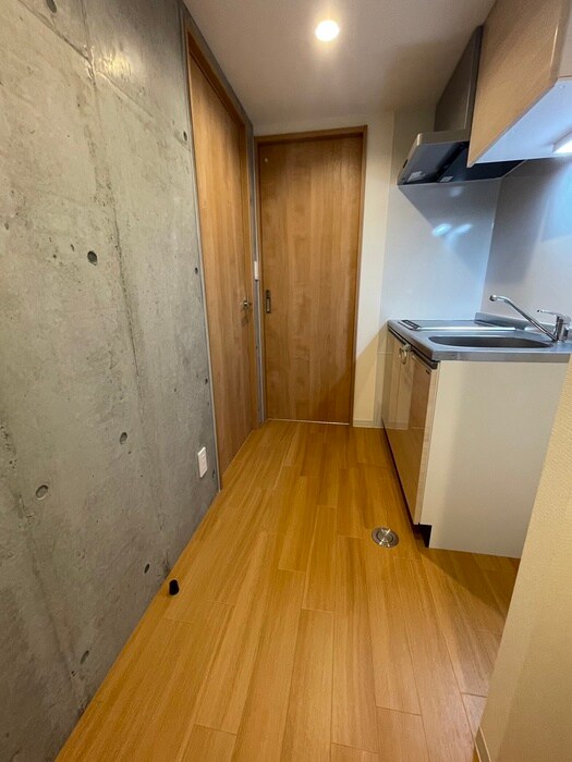 プロス千歳烏山らしくらすの廊下