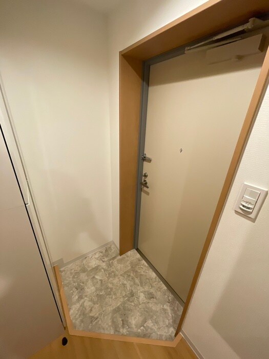 物件内観写真21　(玄関)