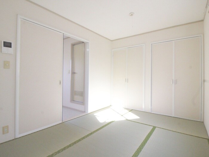 物件内観写真9　(居室)