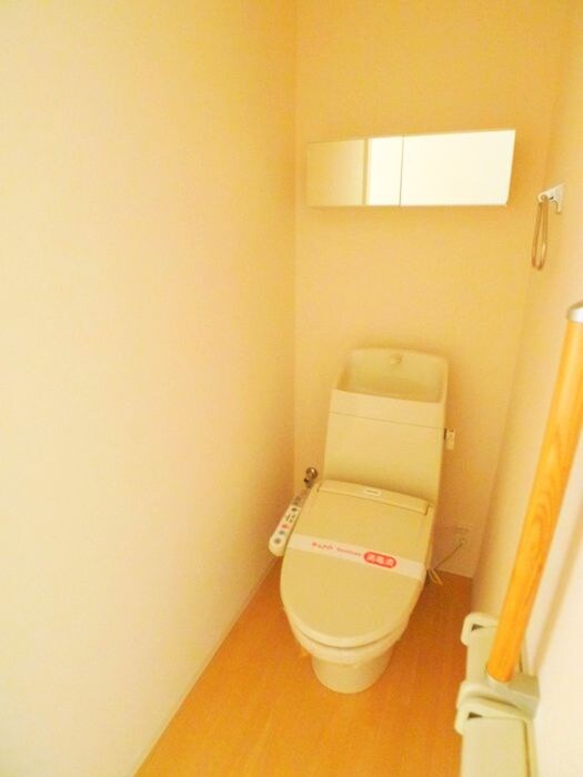 物件内観写真18　(トイレ)