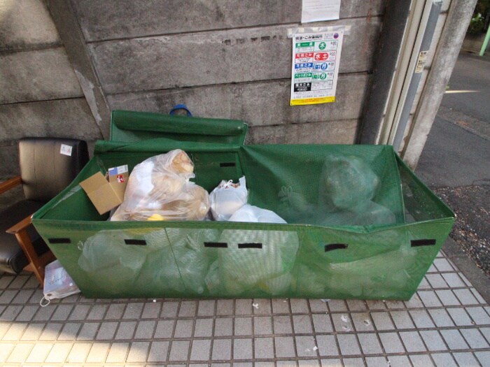 物件外観写真6　(建物設備)