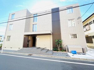 クレドゥボヌール外観写真