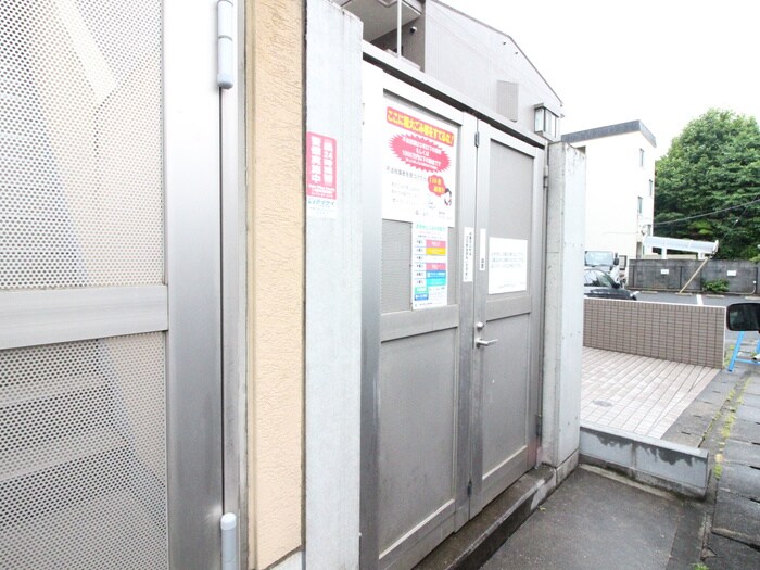 物件外観写真4　(建物設備)