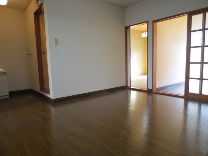 物件内観写真7　(居室)