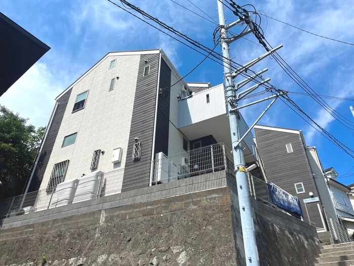 物件外観写真2　(外観写真)