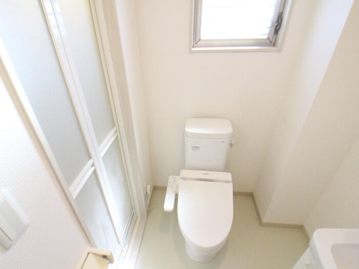 物件内観写真11　(トイレ)