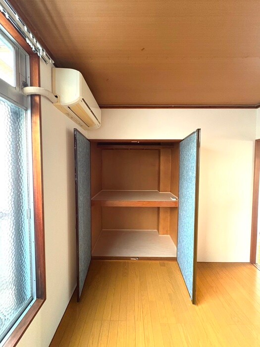 物件内観写真12　(収納)
