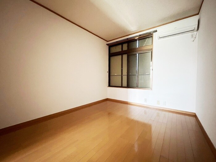 物件内観写真17　(居室)