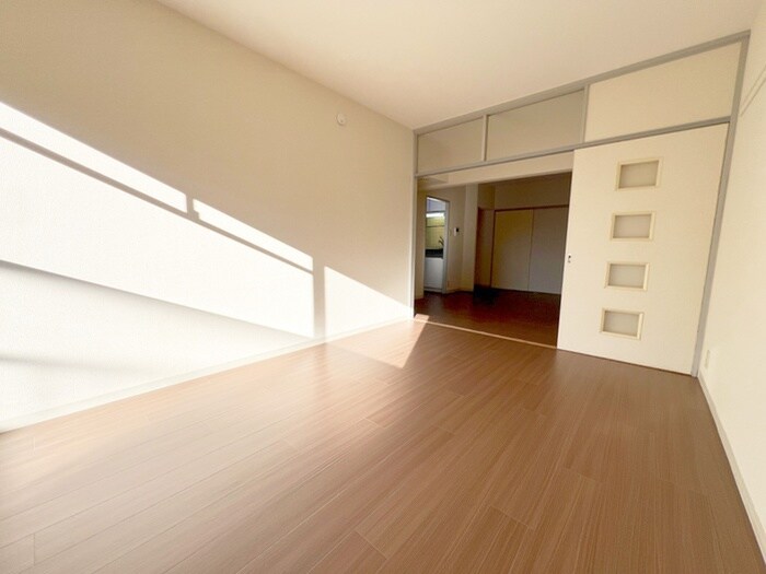 物件内観写真10　(居室)