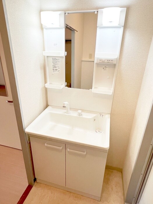 物件内観写真13　(洗面)