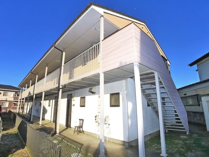 物件外観写真4　(エントランス部分)