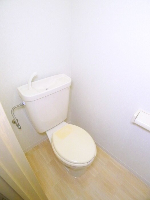 物件内観写真12　(トイレ)