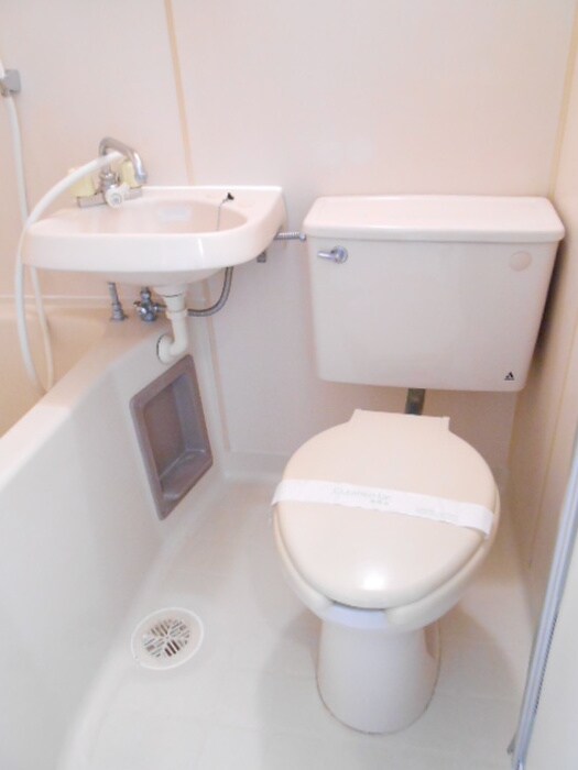 物件内観写真12　(トイレ)