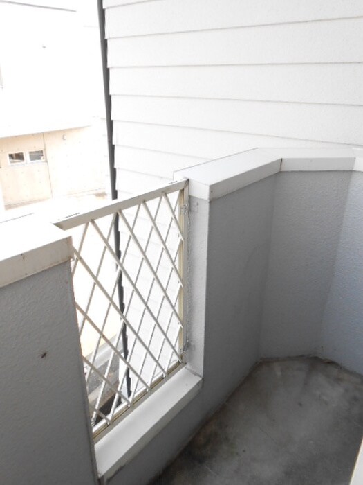 物件内観写真16　(ベランダ・バルコニー)