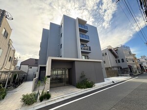 デラーノ外観写真