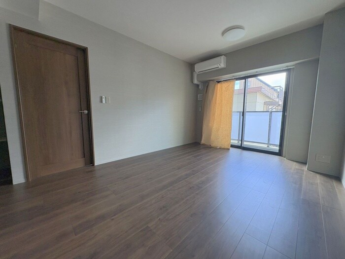 デラーノの居室