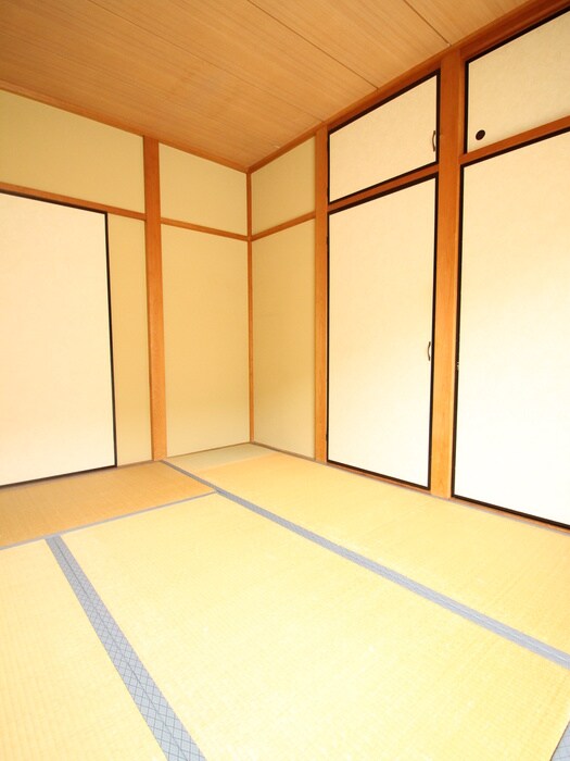 物件内観写真6　(居室)