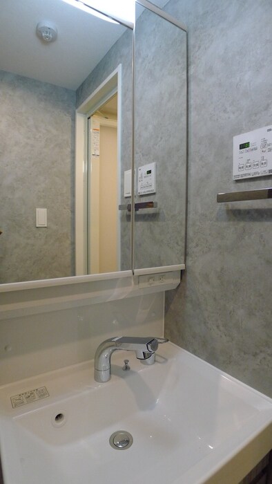 物件内観写真11　(洗面)