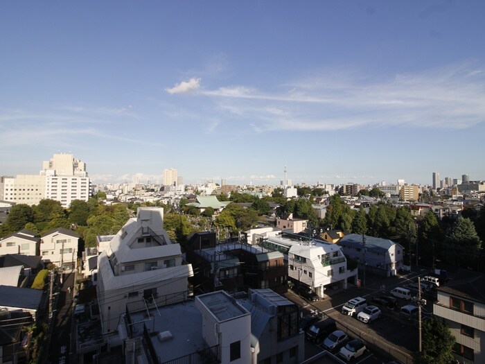 物件内観写真16　(室内からの展望)