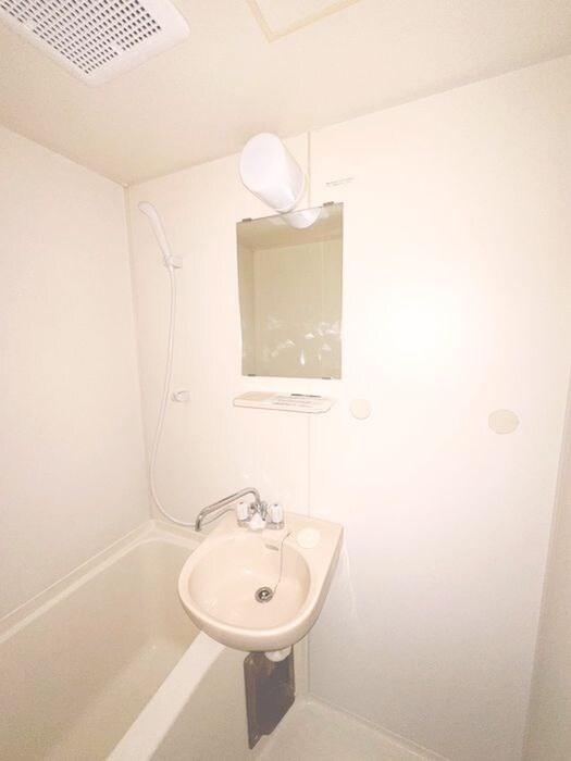 物件内観写真12　(洗面)