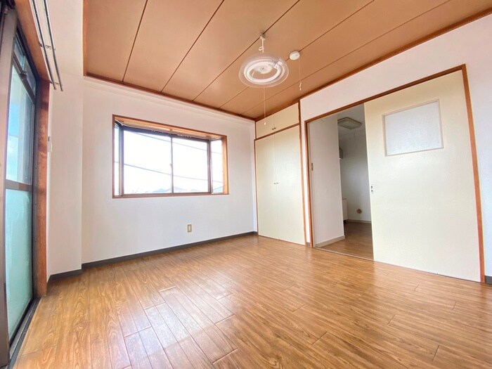 物件内観写真15　(居室)