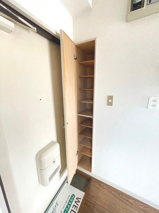 物件内観写真19　(靴箱)