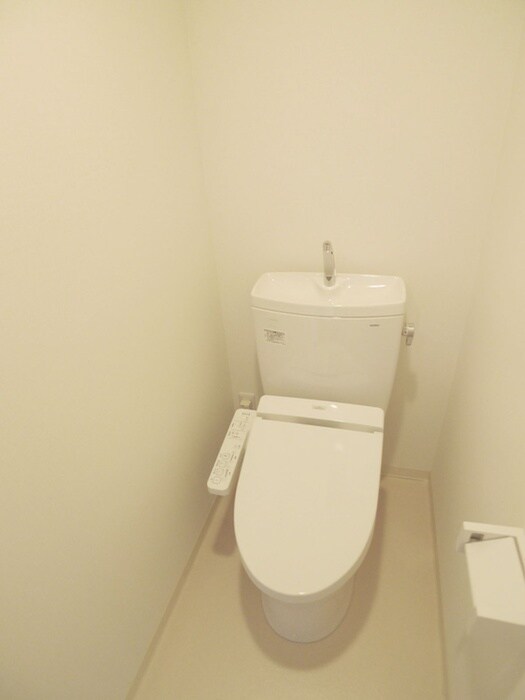 物件内観写真15　(トイレ)