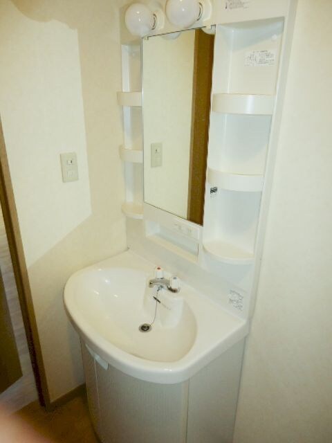 物件内観写真10　(洗面)