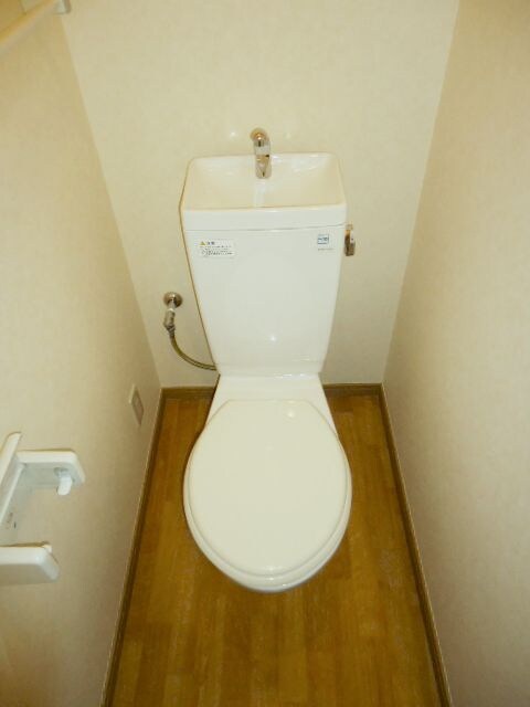 物件内観写真12　(トイレ)