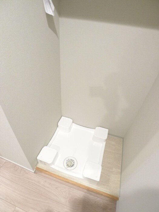 物件内観写真15　(洗濯機置場)