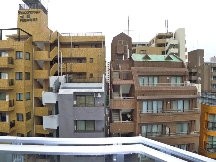 物件内観写真22　(室内からの展望)