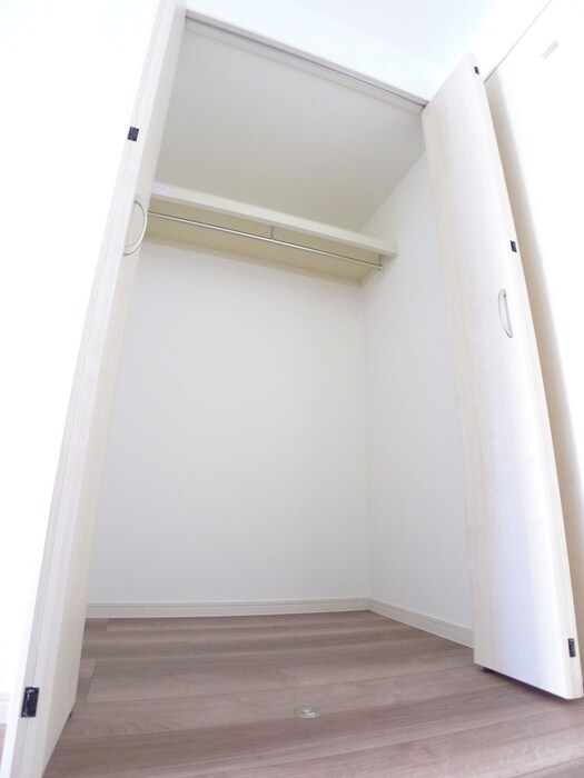 物件内観写真11　(収納)