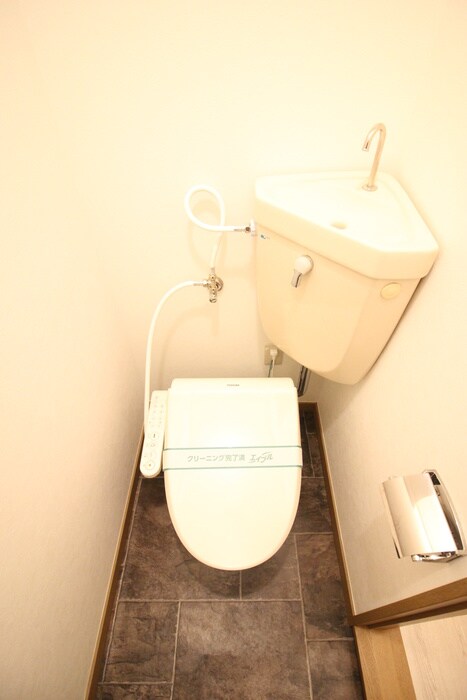 物件内観写真10　(トイレ)