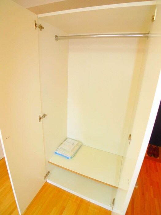 物件内観写真11　(収納)