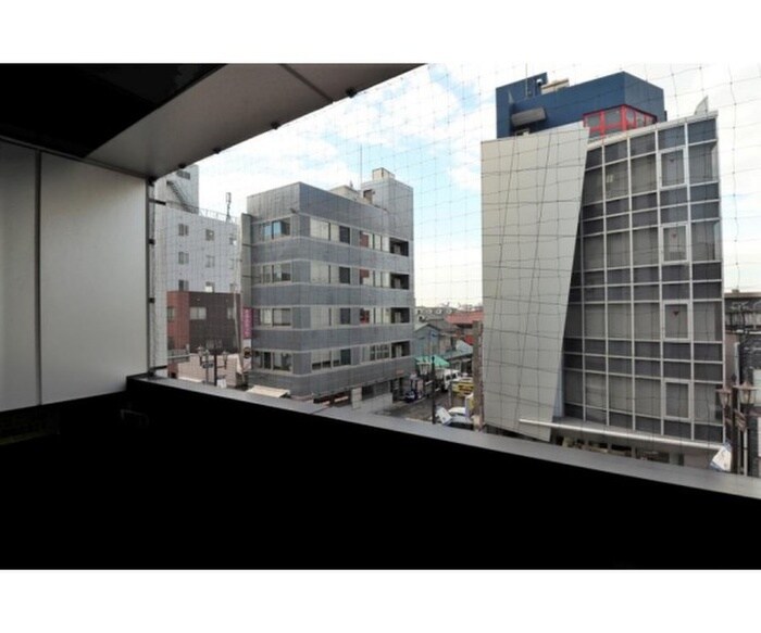 物件内観写真17　(室内からの展望)