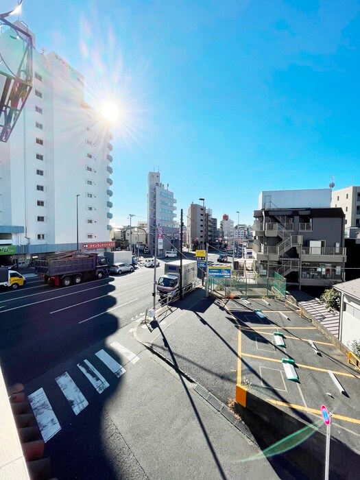 物件内観写真17　(室内からの展望)