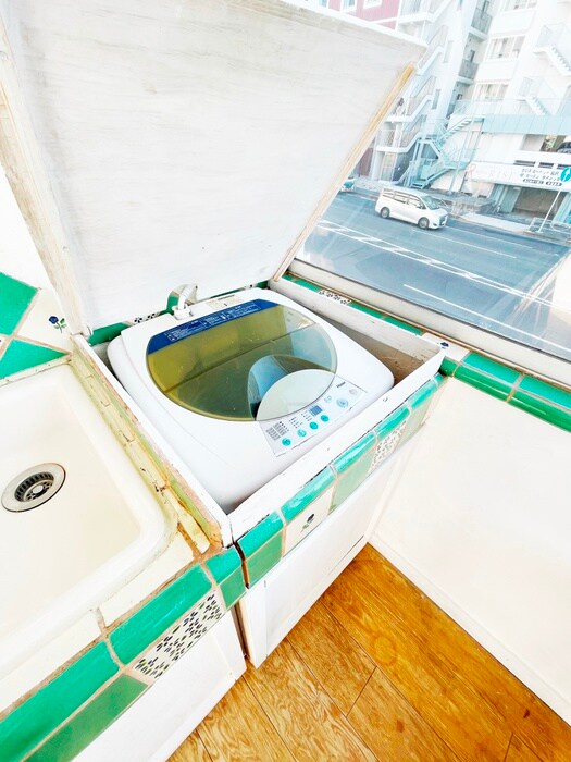 物件内観写真20　(洗濯機置場)