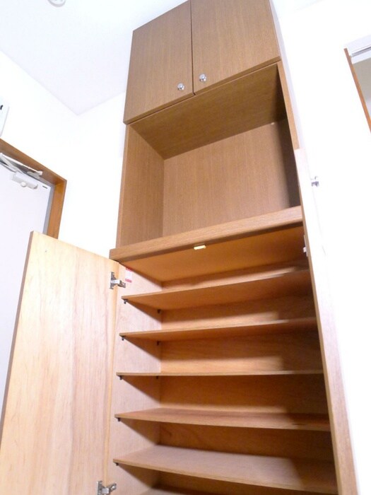 物件内観写真18　(靴箱)