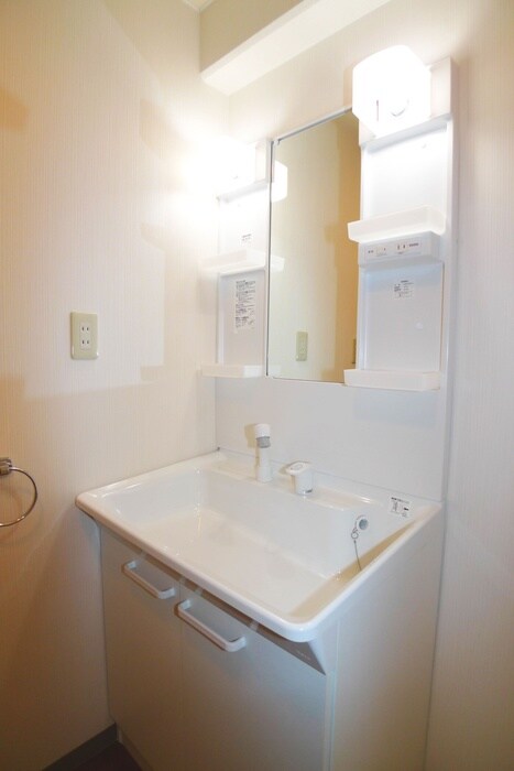 物件内観写真7　(洗面)