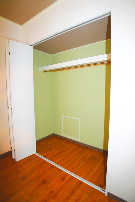 物件内観写真10　(収納)